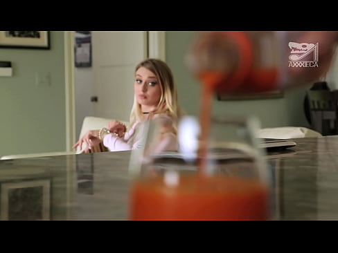 ❤️ ʻO ke kaikamahine wela me ka uʻi nui a me ka puʻu paʻa loaʻa ka moa mai ka loser, akā paʻakikī loa Porno iā mākou haw.image-kassir.ru ❌️